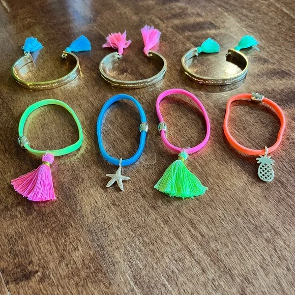 Lilly Pulitzer 7 Bracelets - Picture 2 of 6